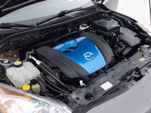 Used 2013 MAZDA MAZDA3 i Touring image 38