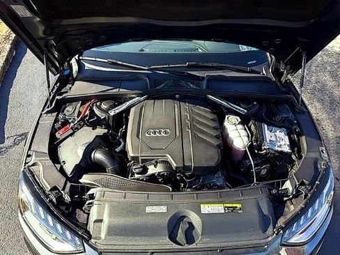 Used 2023 Audi A4 2.0T Premium image 28