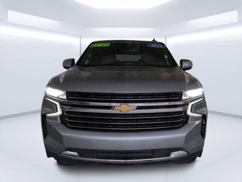 Used 2023 Chevrolet Suburban LT AWD/4WD image 8