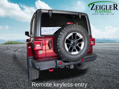 Used 2021 Jeep Wrangler Unlimited Rubicon w/ Uconnect 4C Nav & Sound Group AWD/4WD image 4