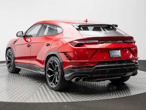 Used 2024 Lamborghini Urus Performante image 4
