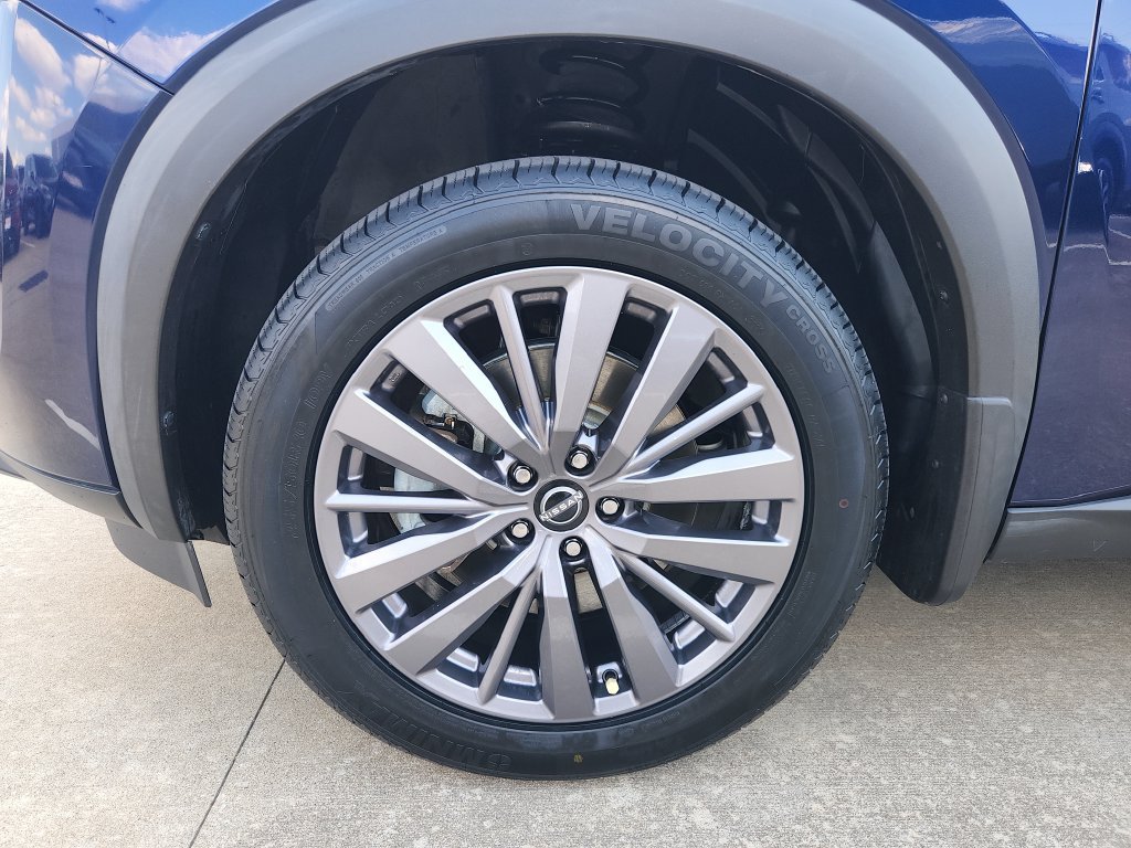 Used 2022 Nissan Pathfinder SL w/ SL Premium Package FWD image 33