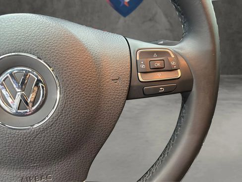 Used 2015 Volkswagen Passat TDI SE image 26