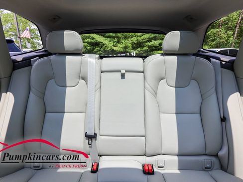 Used 2023 Volvo XC60 B5 Plus w/ Climate Package AWD/4WD image 26