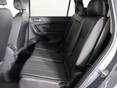 Used 2023 Volkswagen Tiguan SE FWD image 15