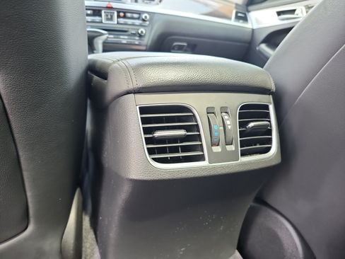 Used 2018 Genesis G80 3.8 w/ Option Group 02 RWD image 18