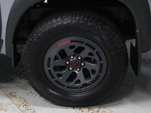 Certified 2026 Nissan Frontier PRO-4X w/ Pro-4x Convenience Package AWD/4WD image 12
