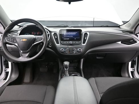 Used 2023 Chevrolet Malibu LT FWD image 31