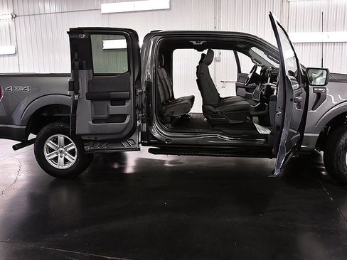 New 2025 Ford F150 XL w/ Equipment Group 103A High image 31