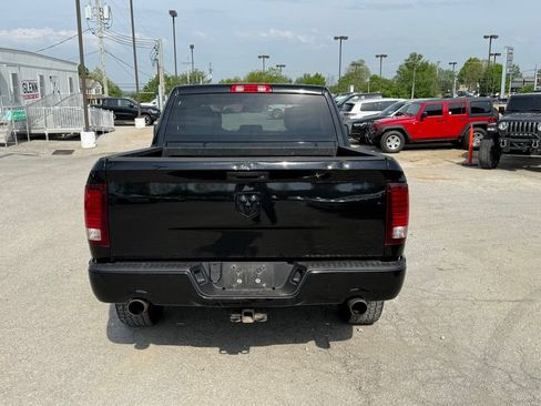Used 2014 RAM 1500 Express w/ Black Ram 1500 Express Group AWD/4WD image 7