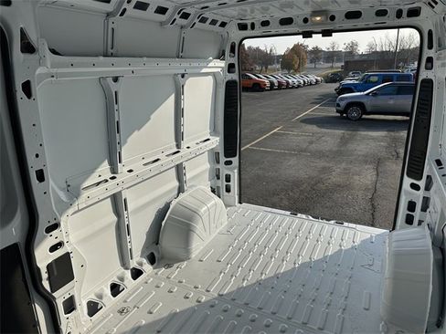 Used 2025 RAM ProMaster 2500 image 12