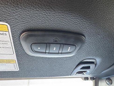 Used 2022 Jeep Wrangler Unlimited Sahara w/ Cold Weather Group image 19