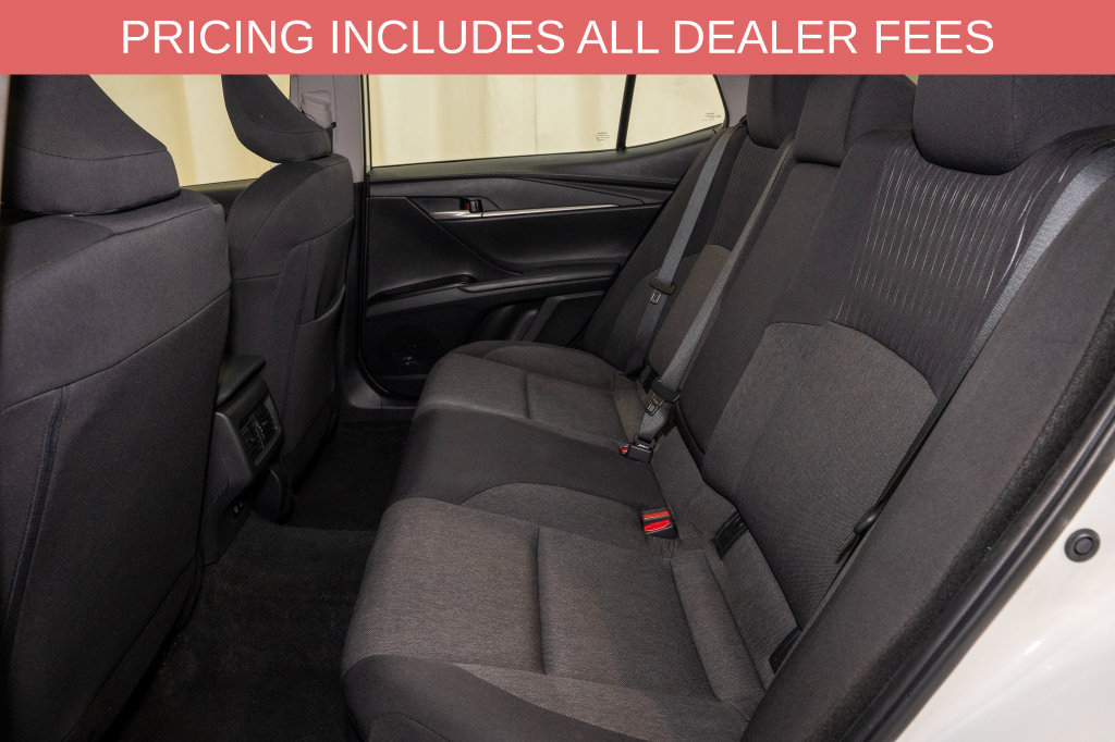 Used 2025 Toyota Camry LE FWD image 8