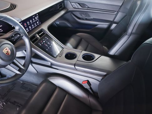 Certified 2024 Porsche Taycan image 16