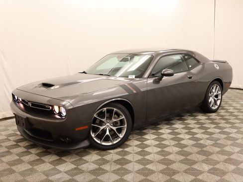 Used 2022 Dodge Challenger GT image 1