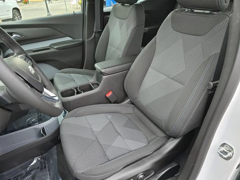 New 2027 Chevrolet Bolt LT w/ Comfort Package FWD image 24