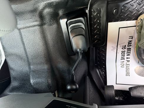 Used 2012 Ford F250 XL w/ PWR Equipment Group image 12