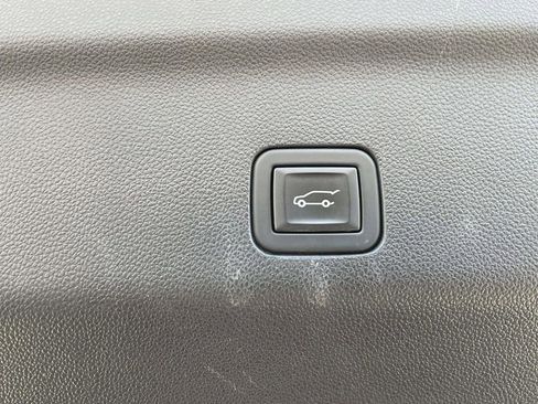 Used 2023 Chevrolet Tahoe High Country AWD/4WD image 30