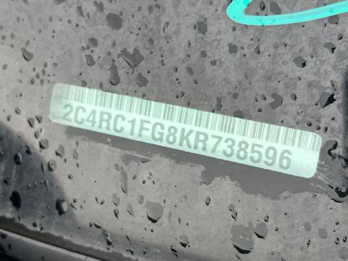 Used 2019 Chrysler Pacifica Touring Plus w/ S Appearance Package image 23