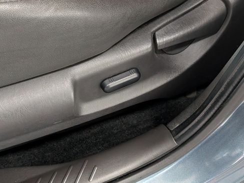 Used 2010 Ford Escape Limited image 10