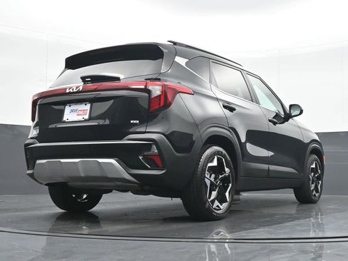 Used 2024 Kia Seltos EX image 21