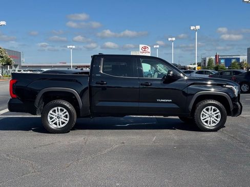 Used 2023 Toyota Tundra SR5 w/ SR5 Premium Package AWD/4WD image 7