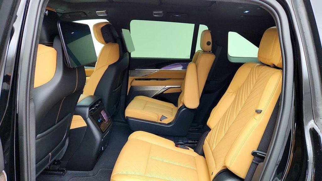 Used 2025 Cadillac Escalade IQ Sport 2 AWD/4WD image 24