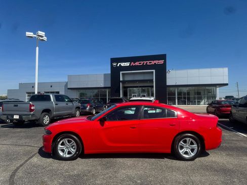 Used 2023 Dodge Charger SXT image 4
