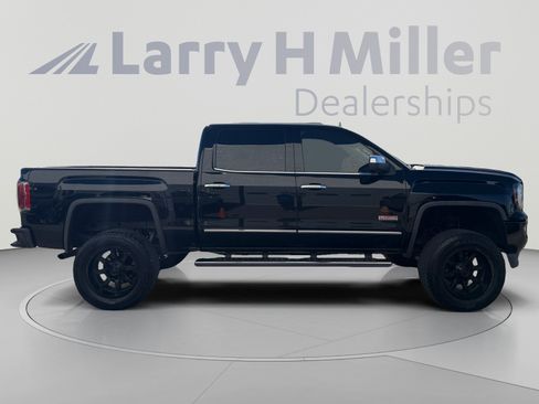 Used 2016 GMC Sierra 1500 SLT w/ All-Terrain Package AWD/4WD image 6