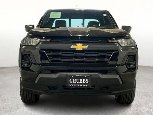 Used 2024 Chevrolet Colorado LT w/ LT Convenience Package II image 5