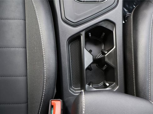 Certified 2022 Volkswagen Taos SE image 22