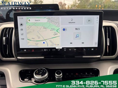 Used 2025 Ford Expedition Active image 23