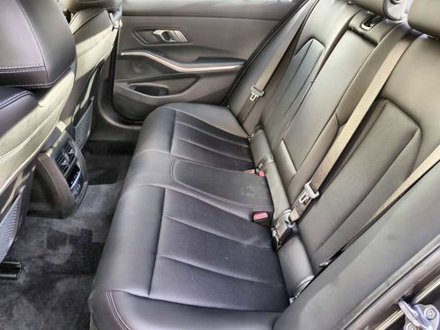 Certified 2022 BMW 330i xDrive Sedan w/ Premium Package image 20