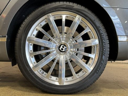 Used 2013 Bentley Mulsanne image 25