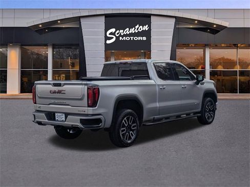 Used 2022 GMC Sierra 1500 AT4 w/ Technology Package image 5