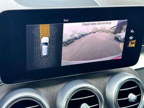 Used 2021 Mercedes-Benz GLC 300 4MATIC image 22