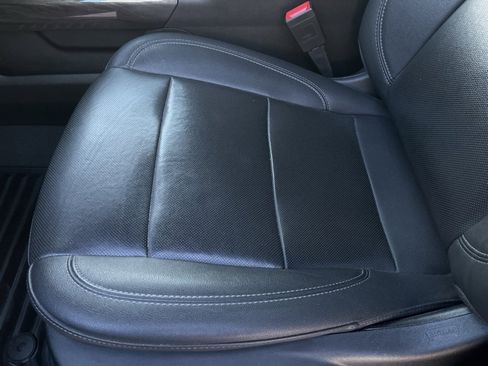 Certified 2022 Chevrolet Silverado 1500 LTZ w/ LTZ Convenience Package II image 13