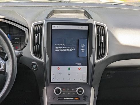Used 2023 Ford Edge SEL AWD/4WD image 6