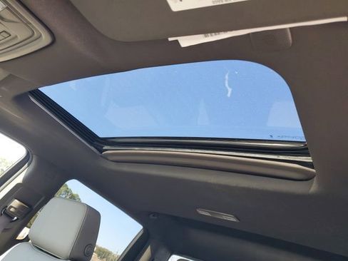 New 2026 GMC Sierra 3500 SLT w/ SLT Premium Package image 10