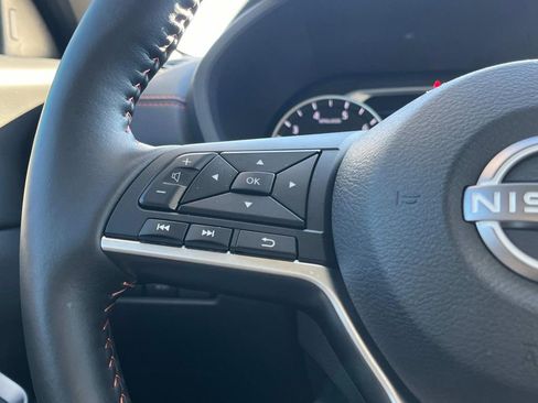 Certified 2025 Nissan Sentra SR w/ SR Premium Package image 34