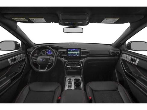 Certified 2024 Ford Explorer ST-Line w/ Class IV Trailer Tow Package AWD/4WD image 4