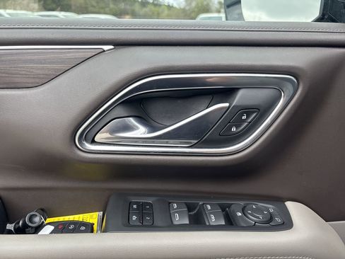 Used 2021 Chevrolet Tahoe LT image 16