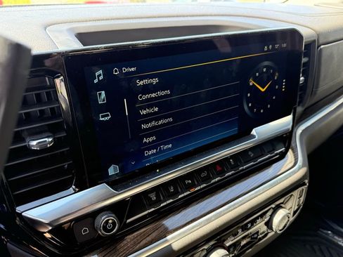 Used 2024 Chevrolet Silverado 2500 LT w/ All Star Edition image 51