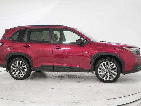 Used 2025 Subaru Forester Touring image 16