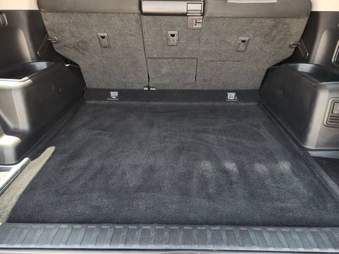 Used 2016 Toyota 4Runner SR5 AWD/4WD image 31