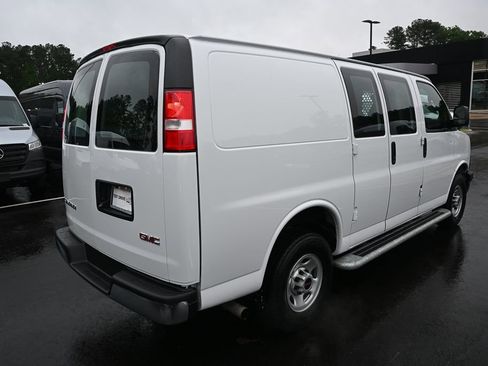 Used 2024 GMC Savana 2500 w/ Driver Convenience Package RWD image 24