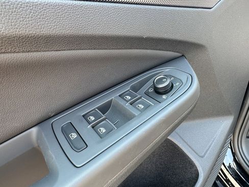 New 2025 Volkswagen GTI SE image 19