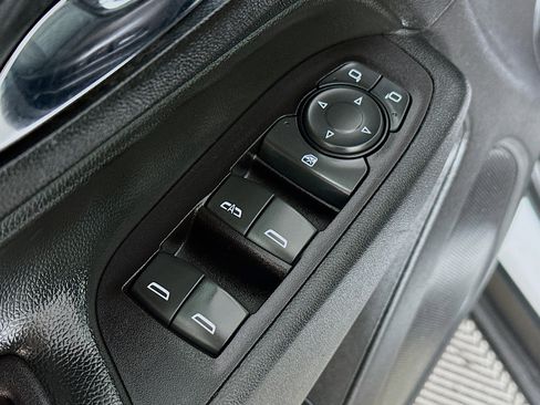 Used 2019 Chevrolet Equinox LT AWD/4WD image 18