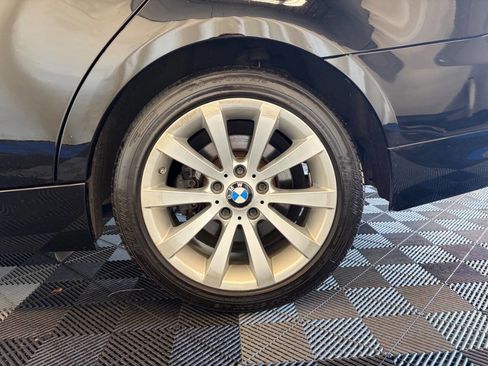 Used 2011 BMW 328i xDrive Sedan AWD/4WD image 29