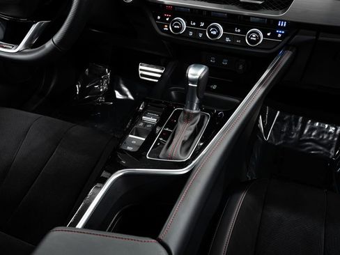 Certified 2025 Acura ADX A-Spec image 27